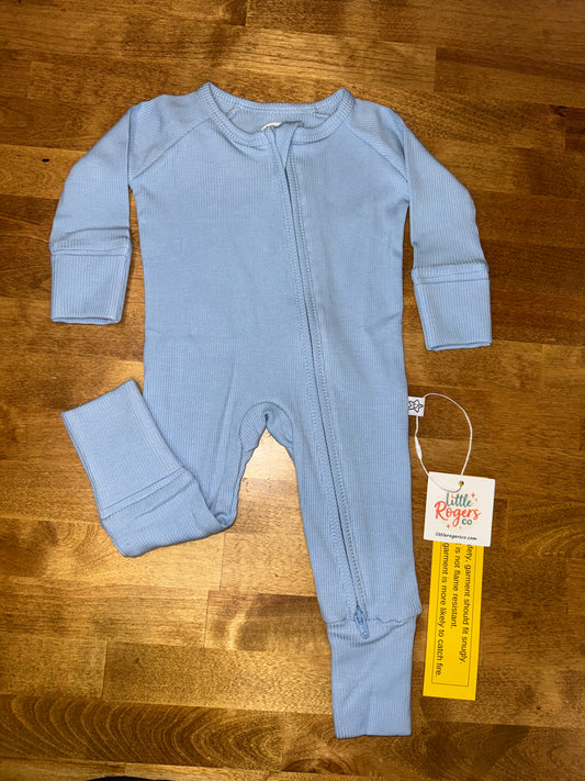 Winter Breeze Ribbed Zippy